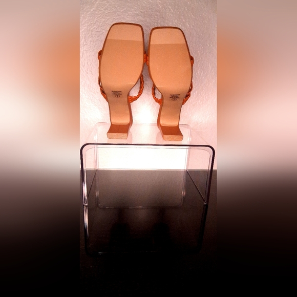 Veda Women's Orange Braided Heeled Sandals - Picture 11 of 13